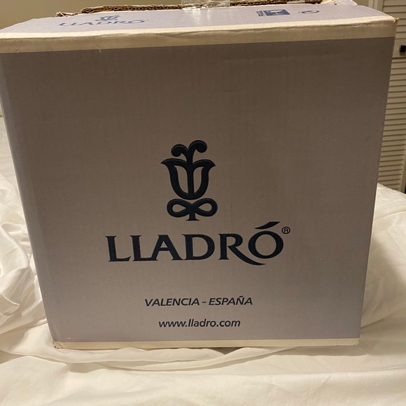Lladro lovenest - Picture 3 of 12